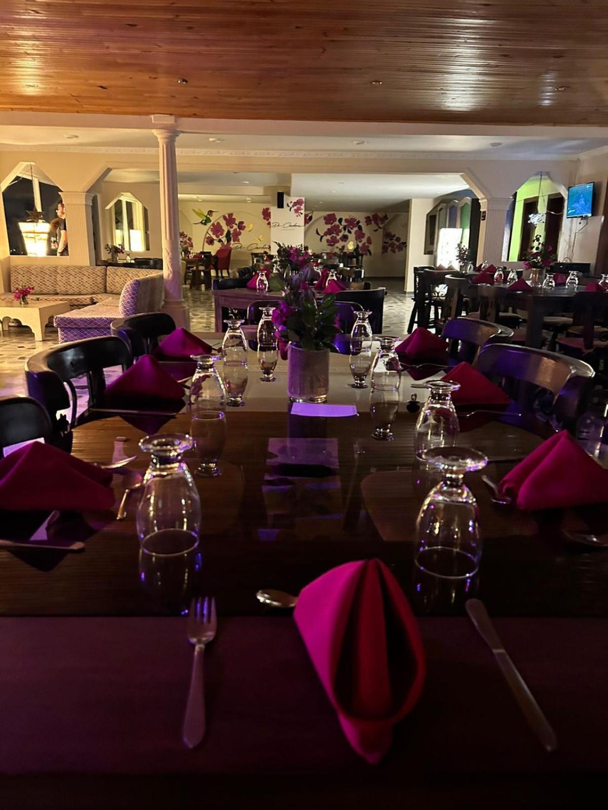 Di Carbone Hotel Gastrobar Facatativa Esterno foto
